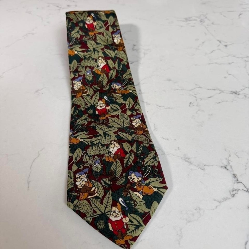 Vintage Disney Snow White Seven Dwarfs Silk Tie Made In Italy Novelty Neck Tie